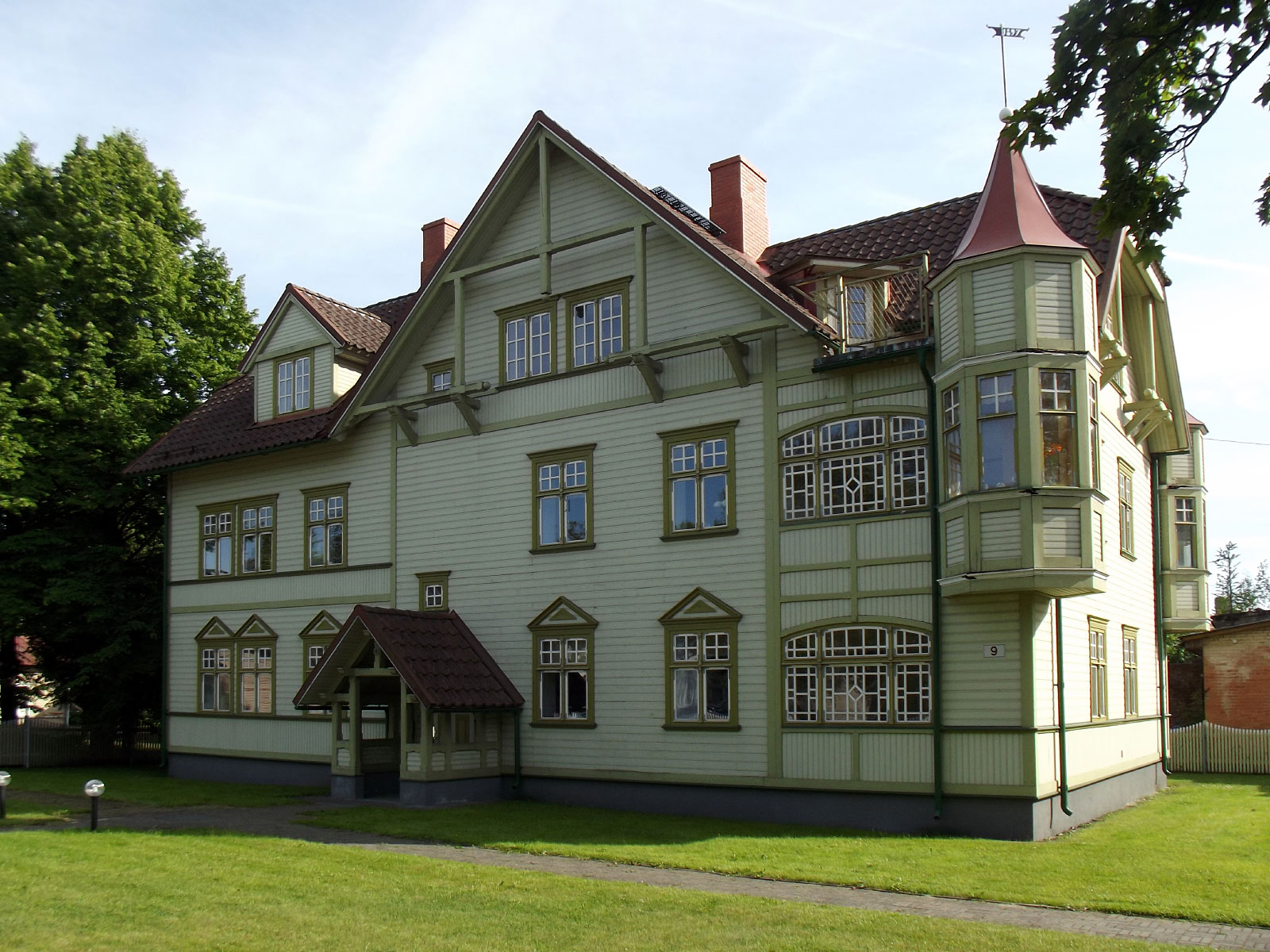 Pärnu (Пярну, Pernau)